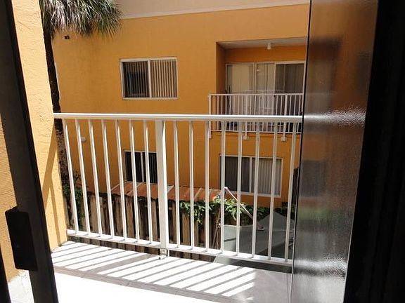 5th image of 6245 SW Kendale Lakes Cir APT A215