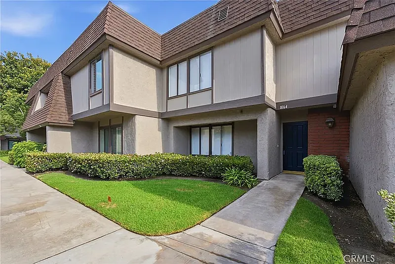 8164 Laguna Ct
