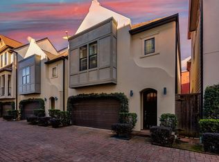 1220 Saint Charles St, Houston, TX 77003