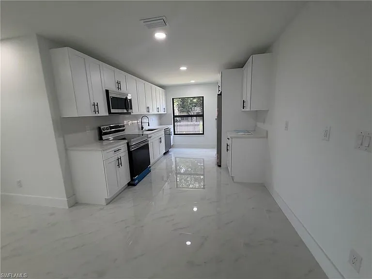 15 Louisiana Rd — Photo 13