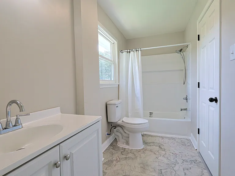 1295 Morrow Rd — Photo 15