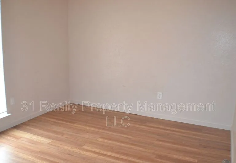 1520 Pebblewood Dr — Photo 17