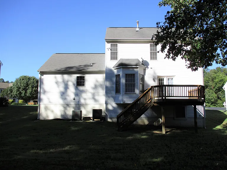 11102 Spring Meadow Blvd — Photo 17