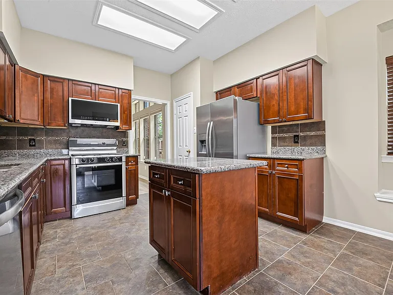 1430 Mabry Mill Rd — Photo 9