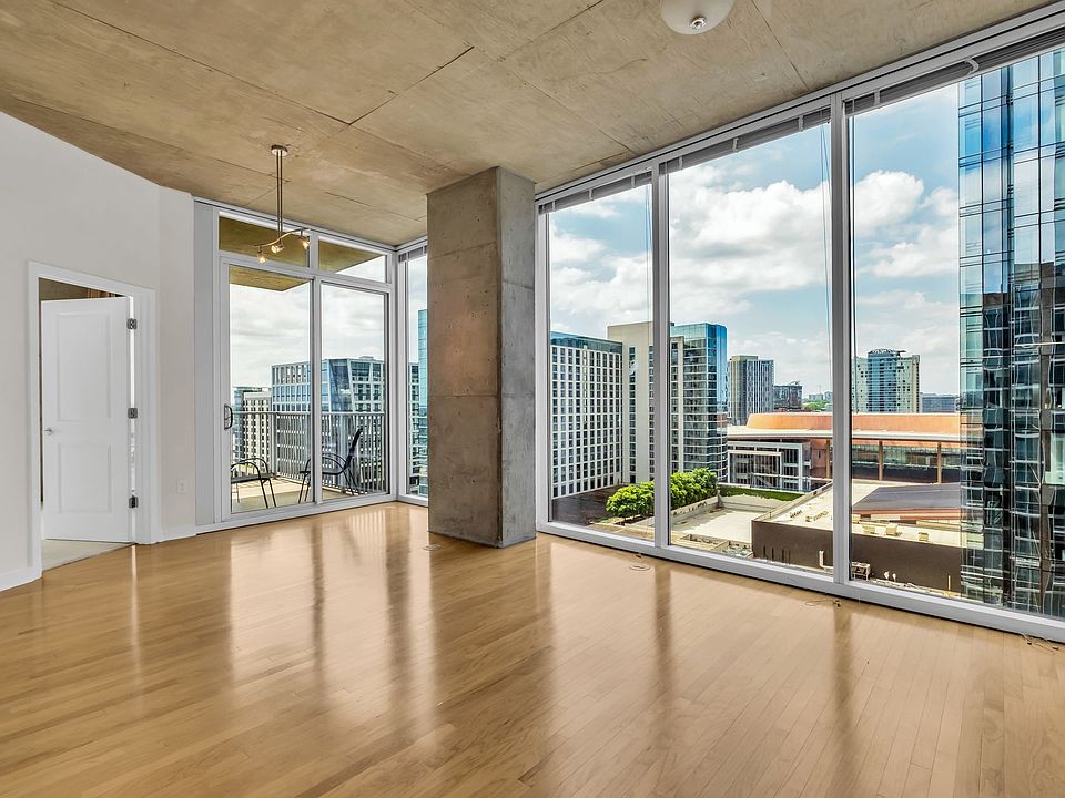 1st image of 301 Demonbreun St Unit 1716