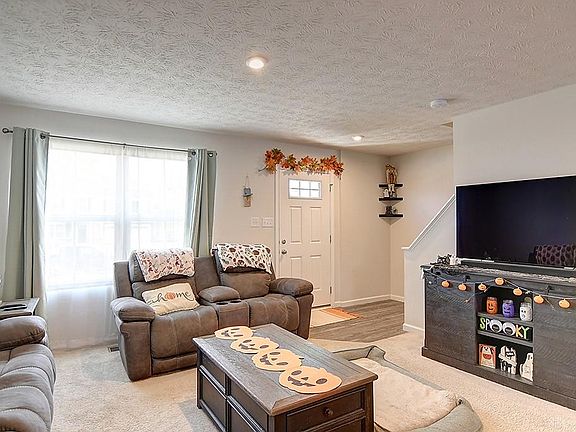 4th image of 5765 Woodcreek Dr