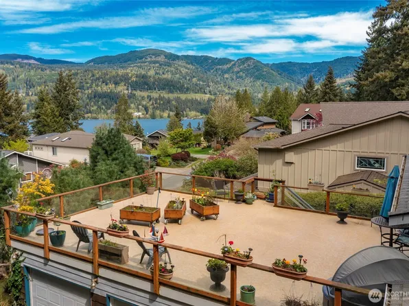 69 North Point Drive, Bellingham, WA 98229