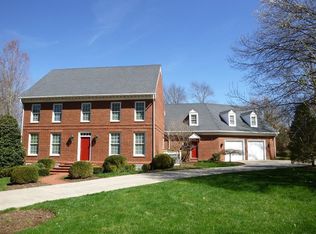 3 Pendleton Pl, Kingsport, TN 37664