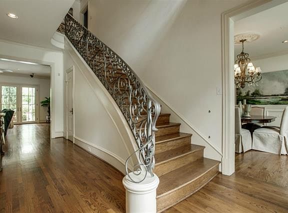4th image of 7402 Wentwood Dr