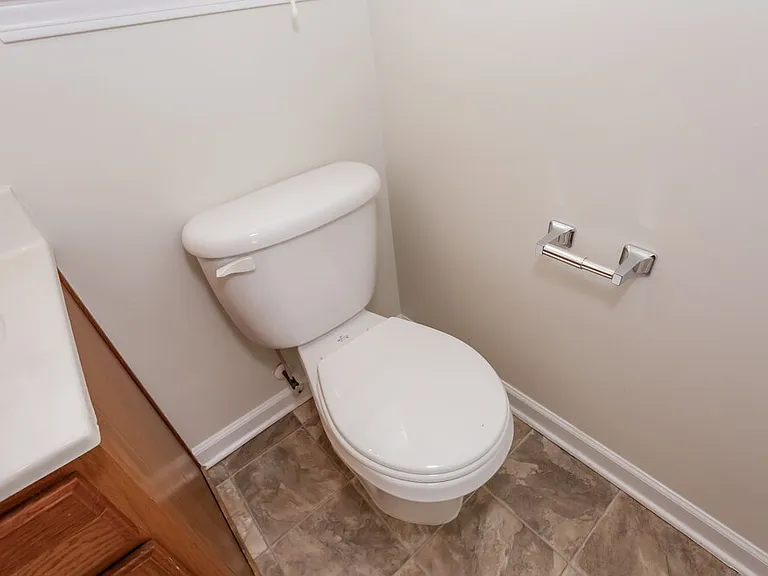 2722 Forest Grove Ct — Photo 13