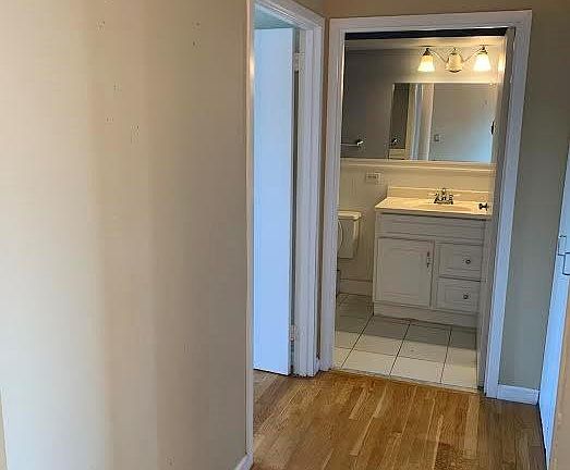 5th image of 1 Landmark Sq APT 624