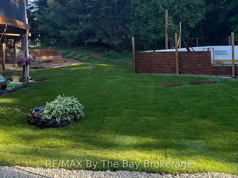 24 Bridlewood Cres — Photo 24