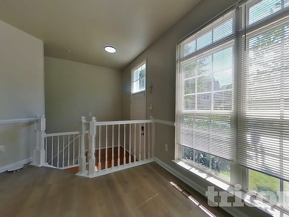 2nd image of 10022 Juniper Dr