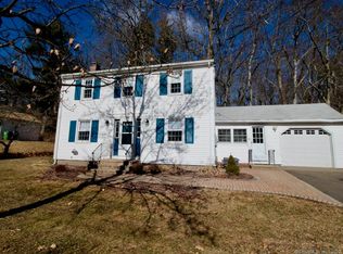 41 Bradford Dr, Windsor, CT 06095