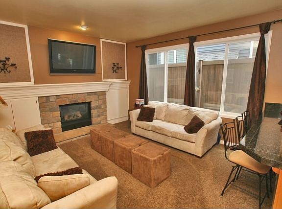 4th image of 27309 SE 8th Pl