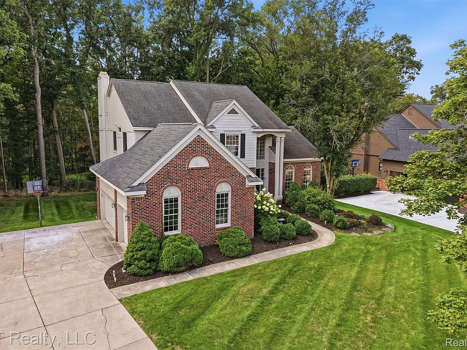 1419 Woodbridge Ln, photo 2