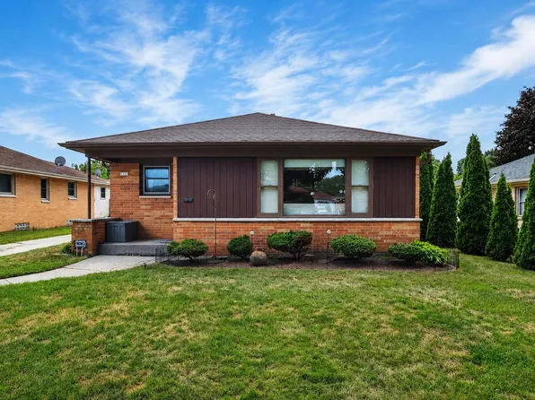 8109 W Potomac AVENUE, Milwaukee, WI 53218
