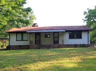215 Woodside Rd, Simpsonville, SC 29680
