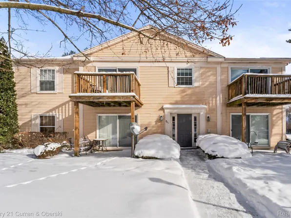 841 Bloomfield Village Blvd APT F, Auburn Hills, MI 48326
