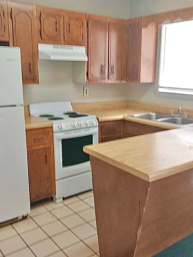 4005 East Nettleton Avenue - 4 — Photo 2