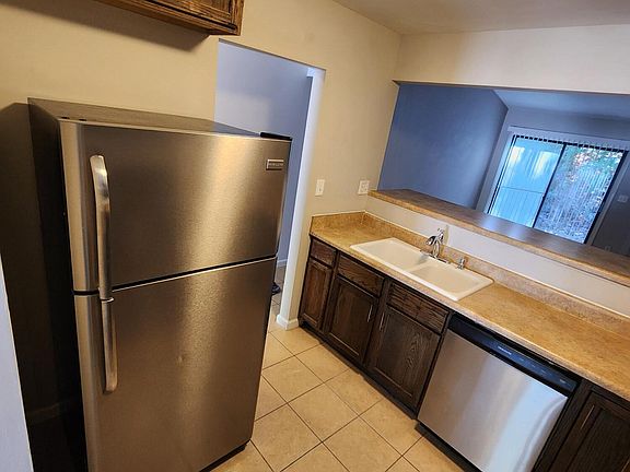 4th image of 1220 Oakplace Dr SW APT D