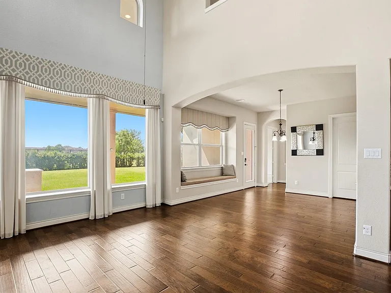 4330 Cobalt Cross St — Photo 32