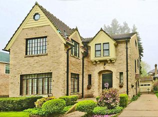 408 De Koven Ave, Racine, WI 53403