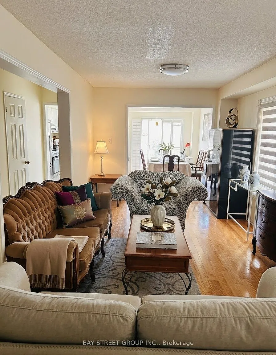 5 bed, $3,400 — Photo 3