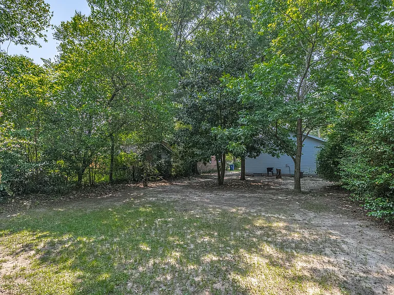 1016 Arlington St — Photo 29