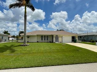 1228 SE 27th St, Cape Coral, FL 33904
