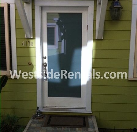 2nd image of 417 Ocean Park Blvd #B