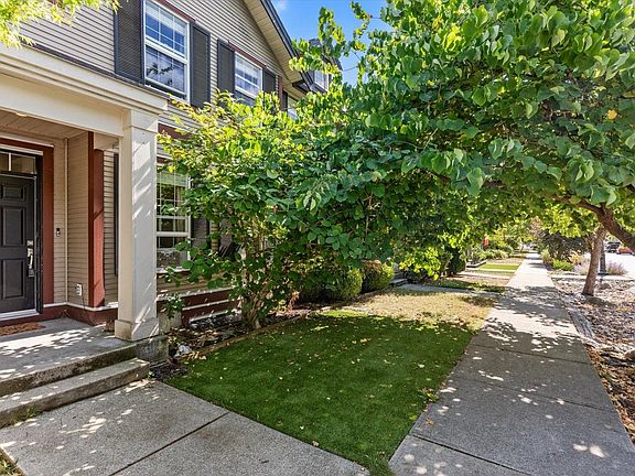 3rd image of 6944 208a St
