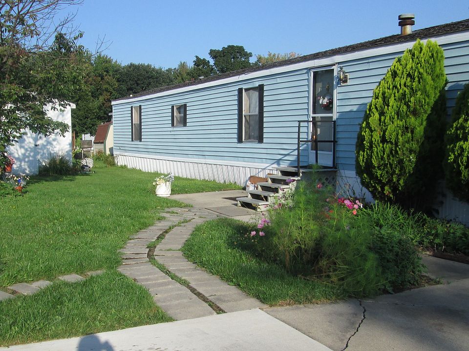 2nd image of 16430 Park Lake Rd Lot 104