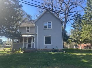 419 N Main St, Pardeeville, WI 53954