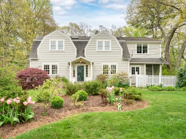 192 Ridgewood Avenue, Hamden, CT 06517