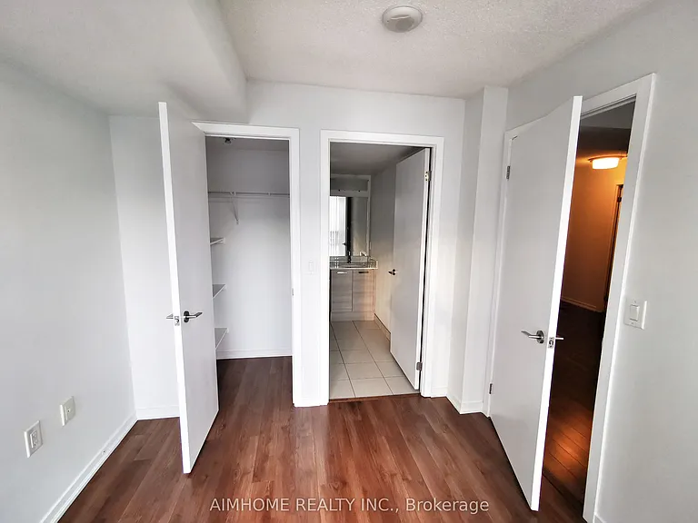 36 Lisgar St #2207E — Photo 7