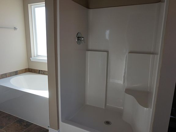 3rd image of 1425 W 14th Ave