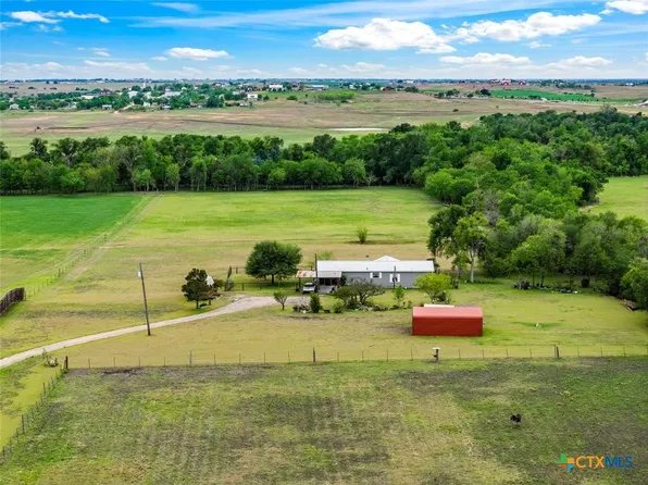 820 County Road 454, Taylor, TX 76574
