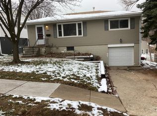 5802 Sprague St, Omaha, NE 68104