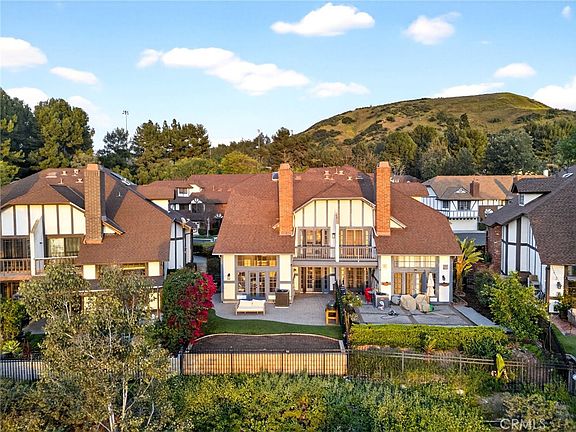 2nd image of 964 S Rim Crest Dr