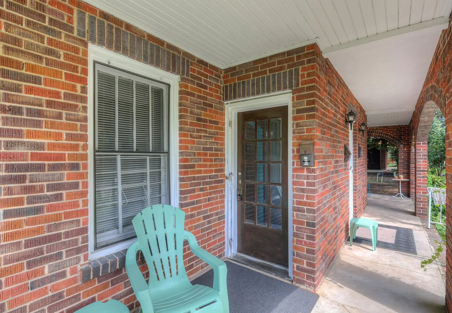 1 bed, 700 sqft, $1,300 — Photo 3