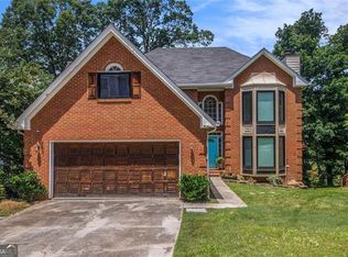 1452 Crooked Tree Cir, Stone Mountain, GA 30088