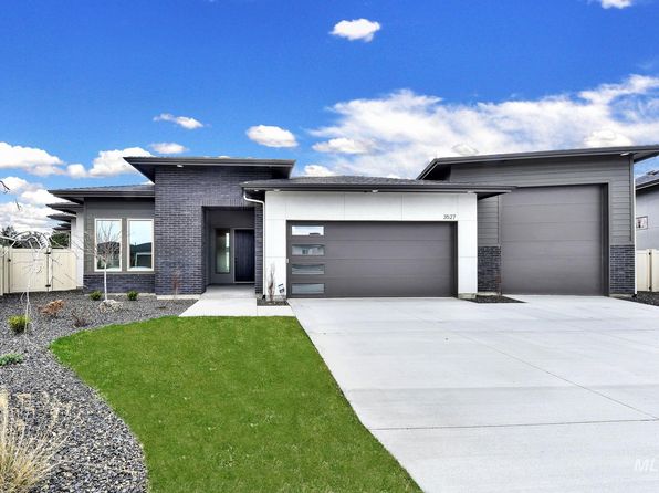 3527 W Cardon St, Eagle, ID 83616
