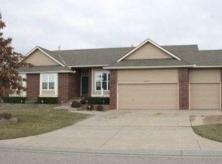 3013 N Pepper Ridge Ct, Wichita, KS 67205