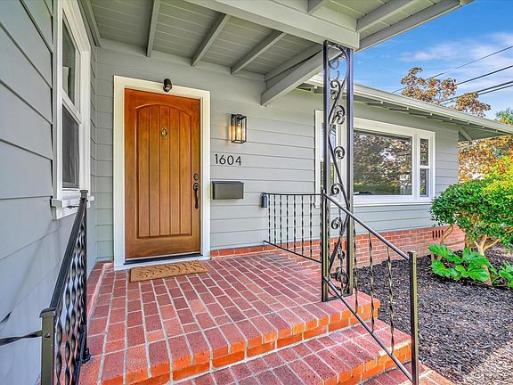 3rd image of 1604 El Rancho Way