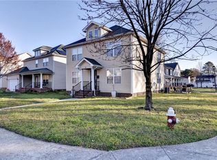 11 Sherazi Dr, Hampton, VA 23663