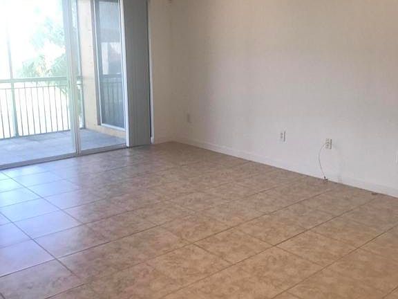 4th image of 8254 NW 127th Ln #29-D