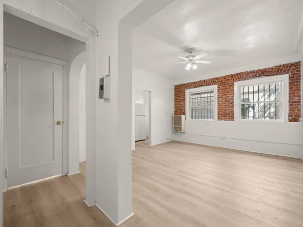 2892 W 7th St, 2892 W 7th St APT 109, Los Angeles, CA 90005