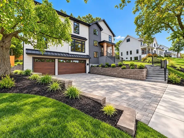 22 Old Colony Rd, Arlington, MA 02474