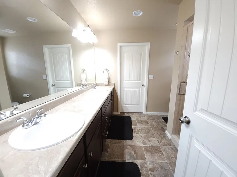 8392 Longleaf Ln — Photo 20